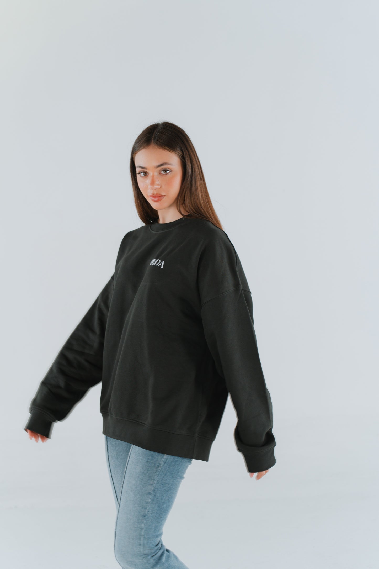 MIDA Boxy Sweatshirt