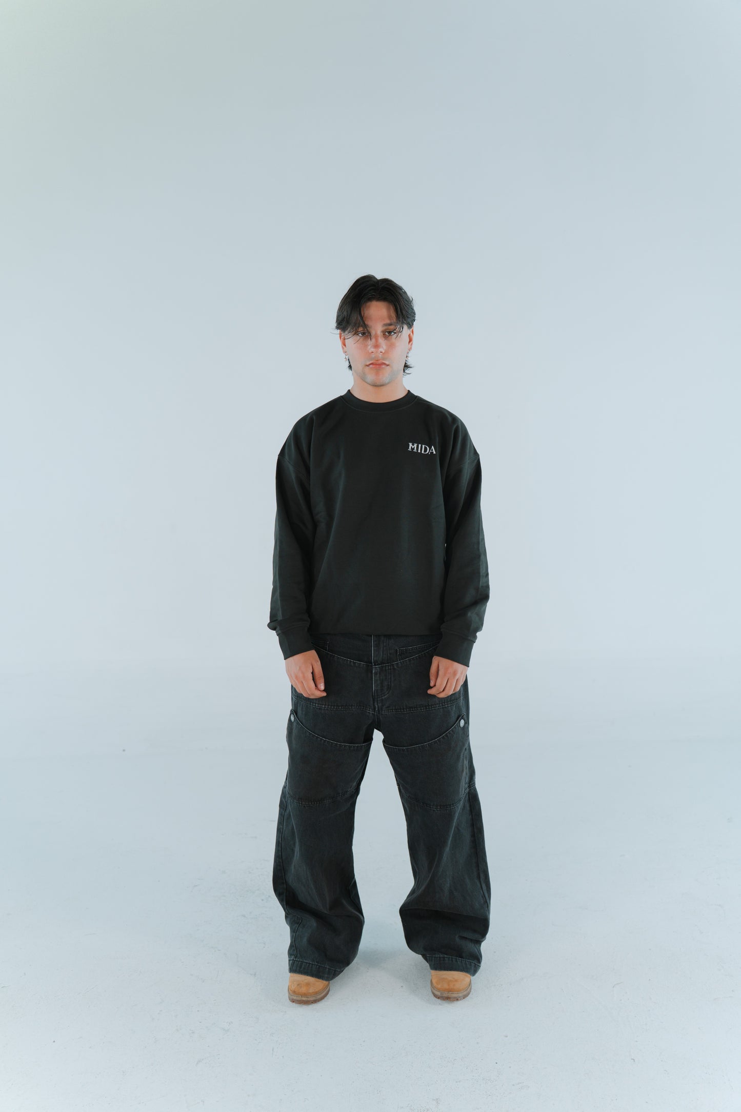 MIDA Boxy Sweatshirt