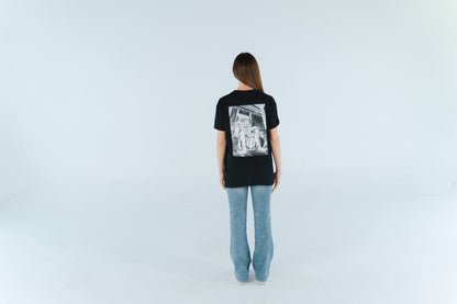 MIDA Temple Tee